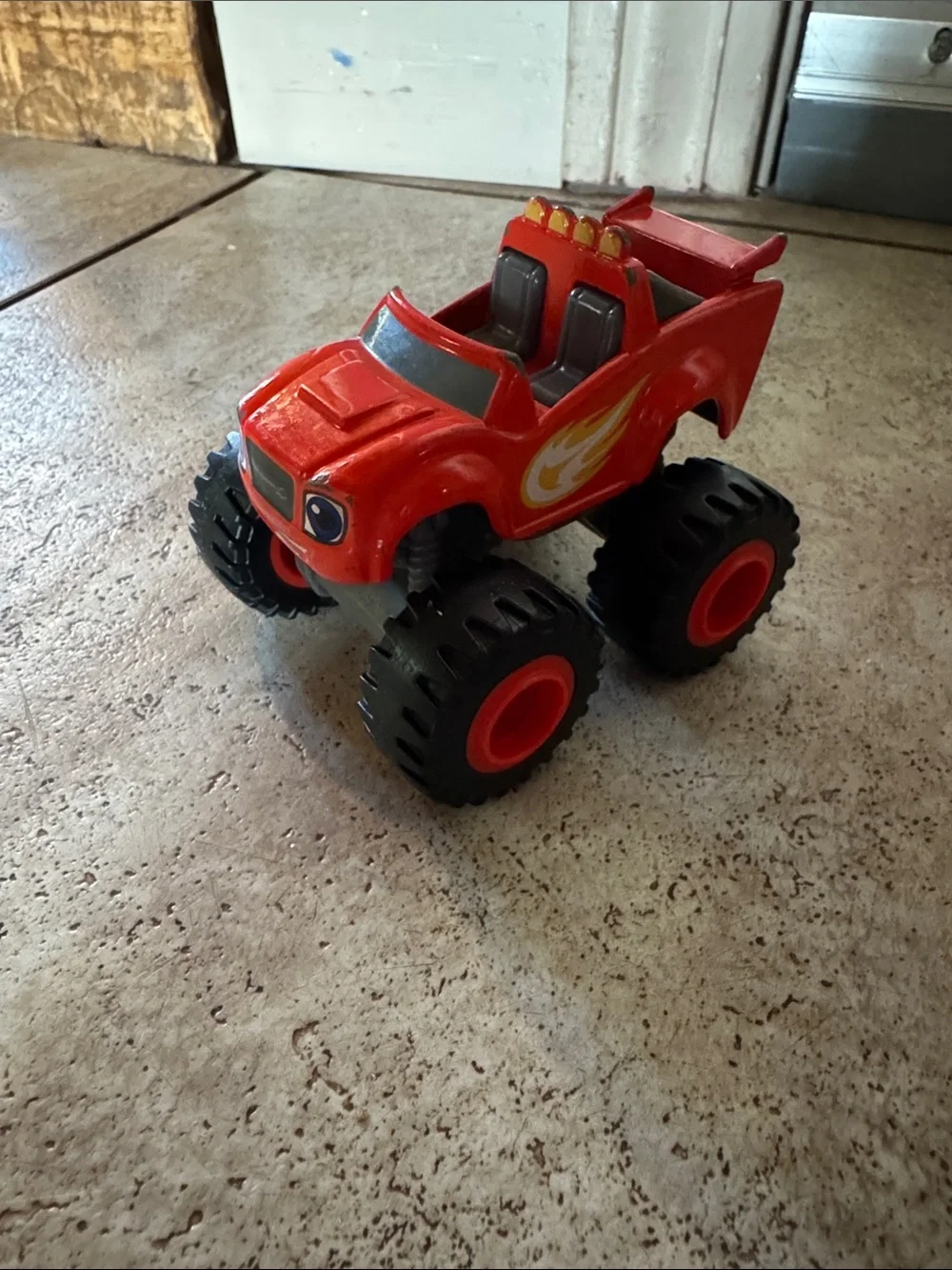 Blaze and the Monster Machines Character Monster Truck Set
